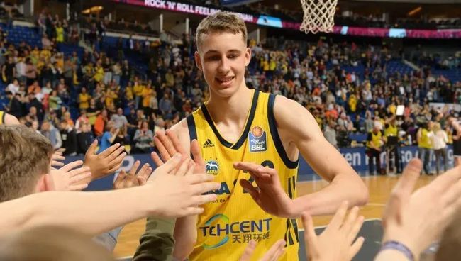 会与吸引力 会与吸引力