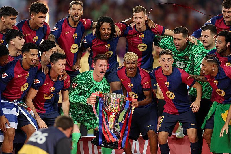 每位选手不 每位选手不