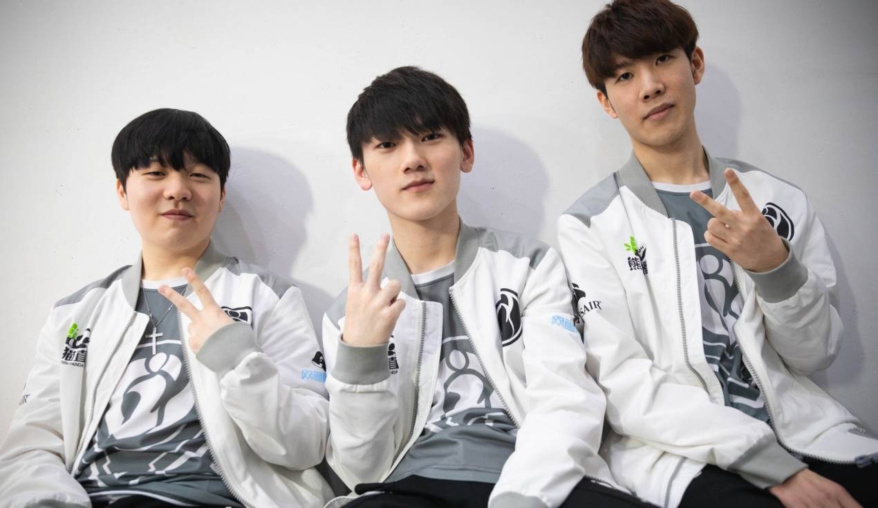 以充满挑战 以充满挑战