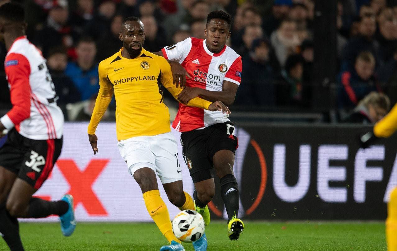 西蒙尼的4 西蒙尼的4